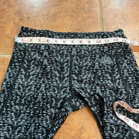 The north face black and gray super soft legging size SP - Picture 6 of 8
